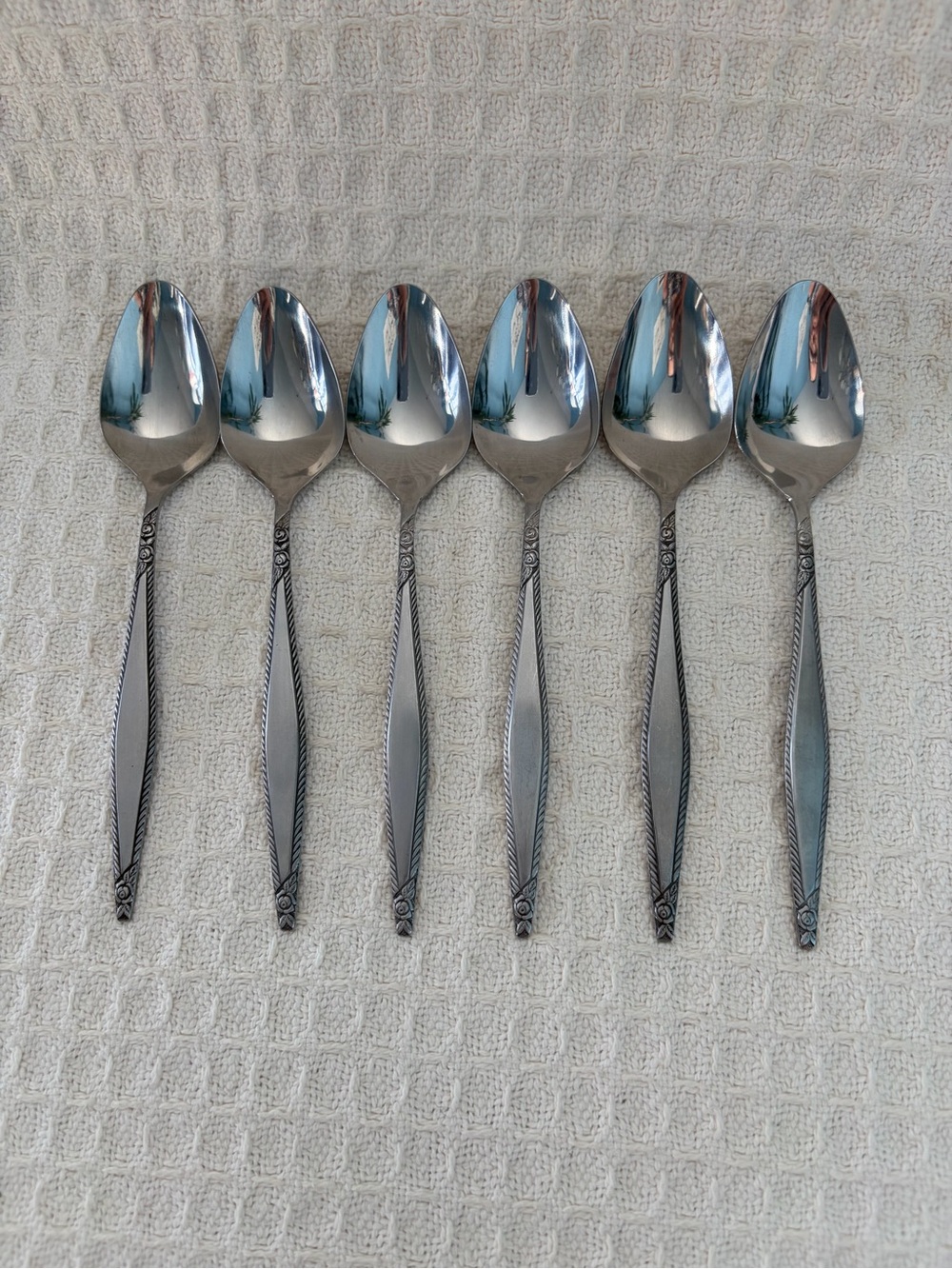 Vintage Sincere Stainless Teaspoons Rose/ Rope Pattern On Handles Japan Set Of 6
